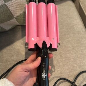 Pink and Black Hair Waver